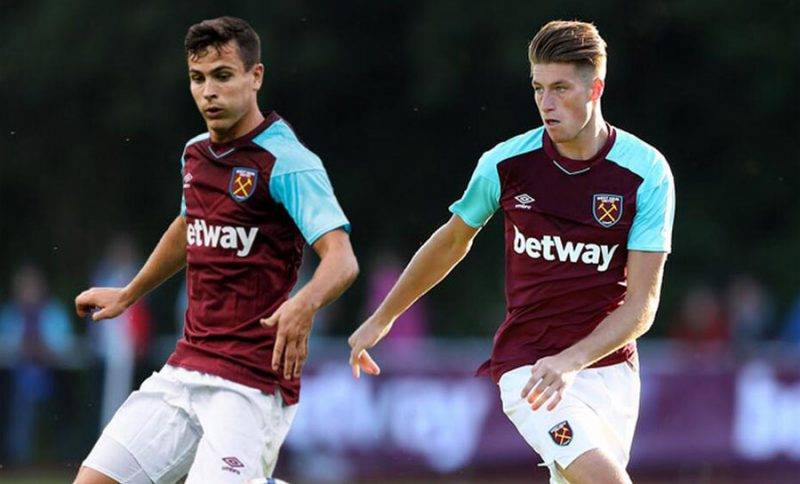 武磊横扫千 武磊横扫千